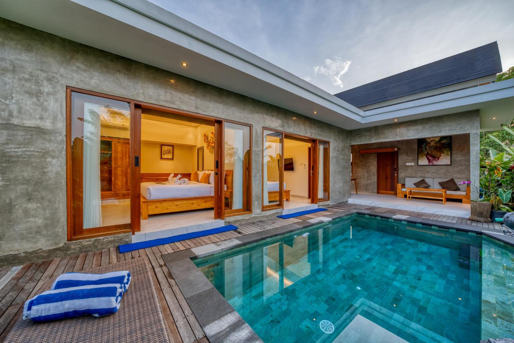 Resort Mirah